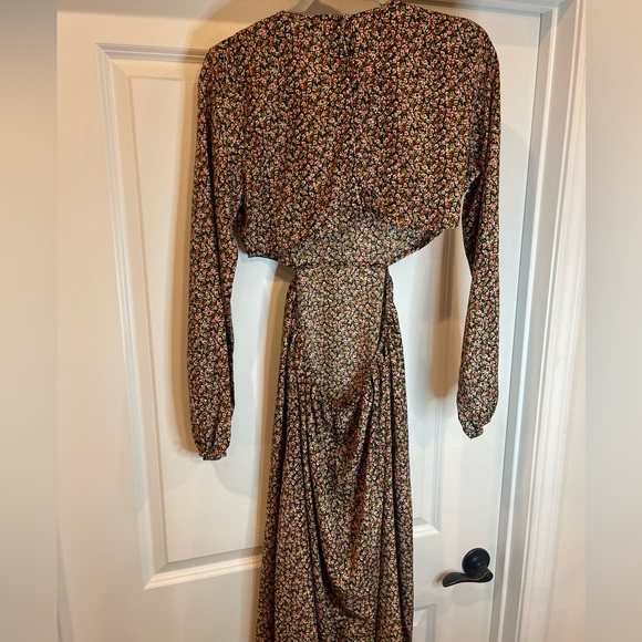 Backless Floral Midi - Picture 3 of 4